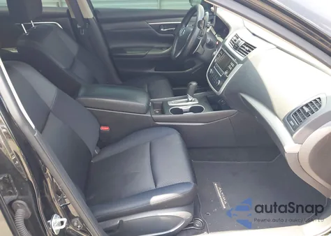 2017 Nissan Altima 2.5 Sr из США, поврежденный, VIN 1N4AL3APXHC174814